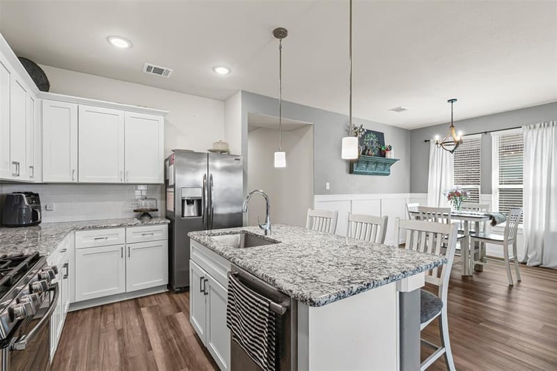 401 Evans Drive, Van Alstyne TX 75495 - Photo 12