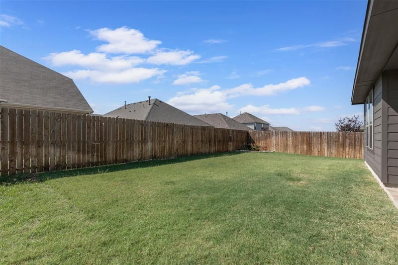 401 Evans Drive, Van Alstyne TX 75495 - Photo 29