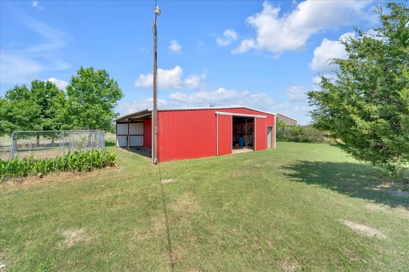 1900 S Duncanville Road, Ovilla TX 75154 - Photo 3