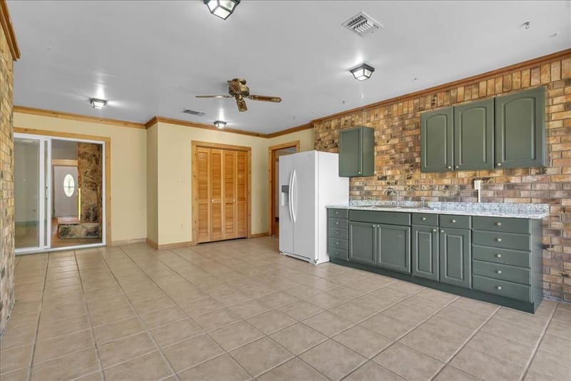 1900 S Duncanville Road, Ovilla TX 75154 - Photo 14