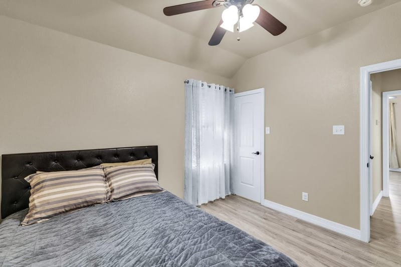 118 Cherokee Street, Greenville TX 75402 - Photo 14
