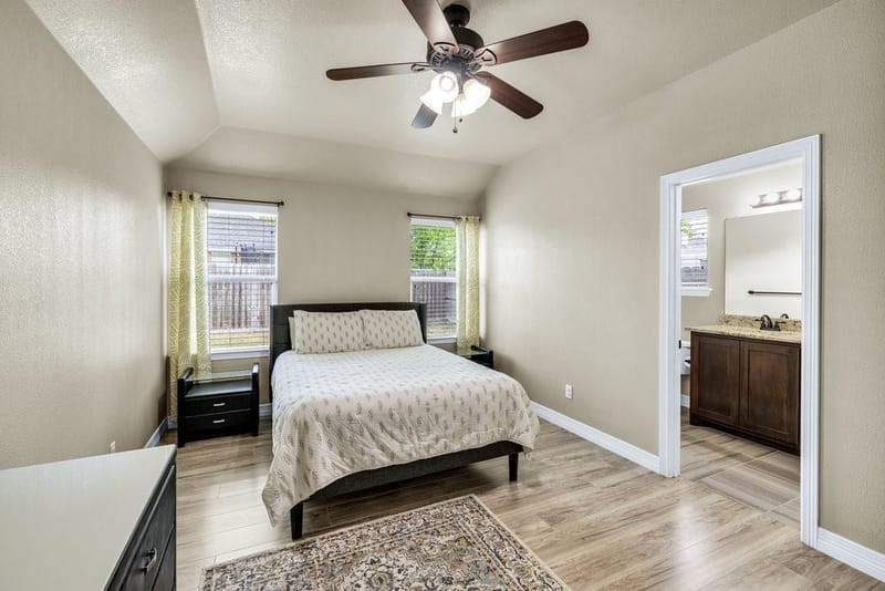 118 Cherokee Street, Greenville TX 75402 - Photo 8