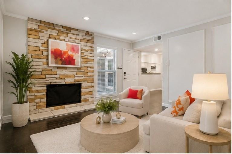 7510 Holly Hill Drive # 127, Dallas TX 75231