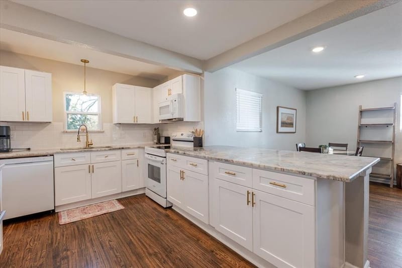 713 SE 16th Street, Mineral Wells TX 76067