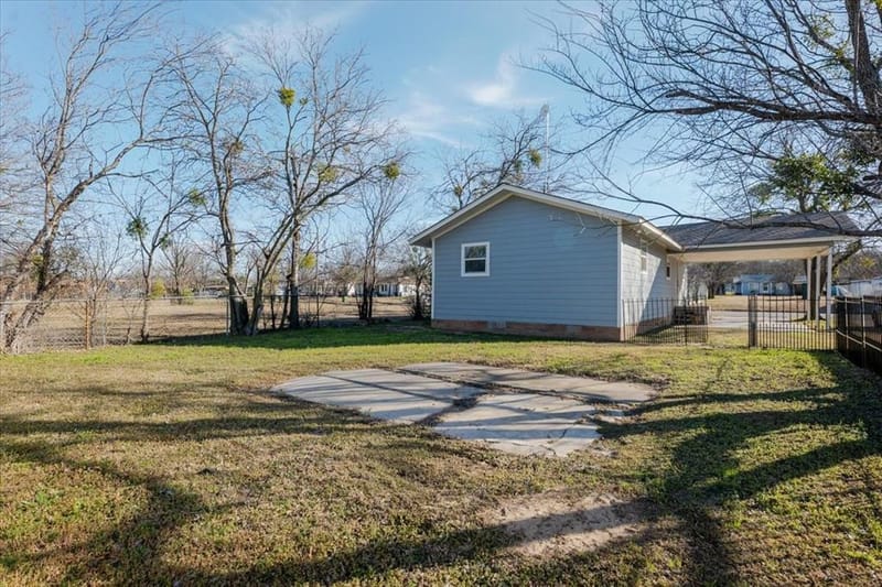 713 SE 16th Street, Mineral Wells TX 76067 - Photo 19