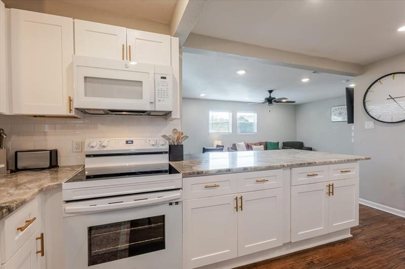 713 SE 16th Street, Mineral Wells TX 76067 - Photo 8