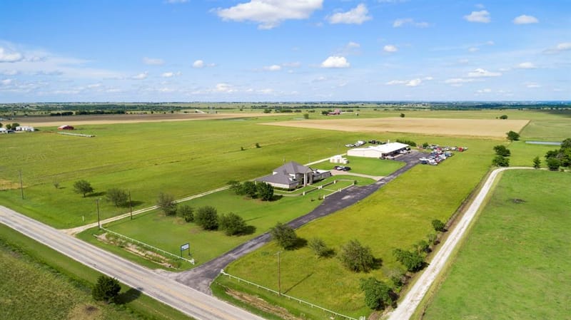 500 Fm 1198 # A, Muenster TX 76252 - Photo 4