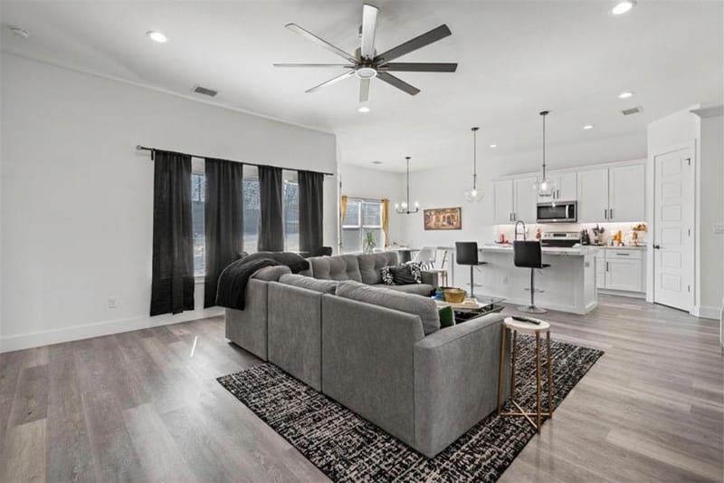 7722 Oak Garden Trail, Dallas TX 75232 - Photo 4