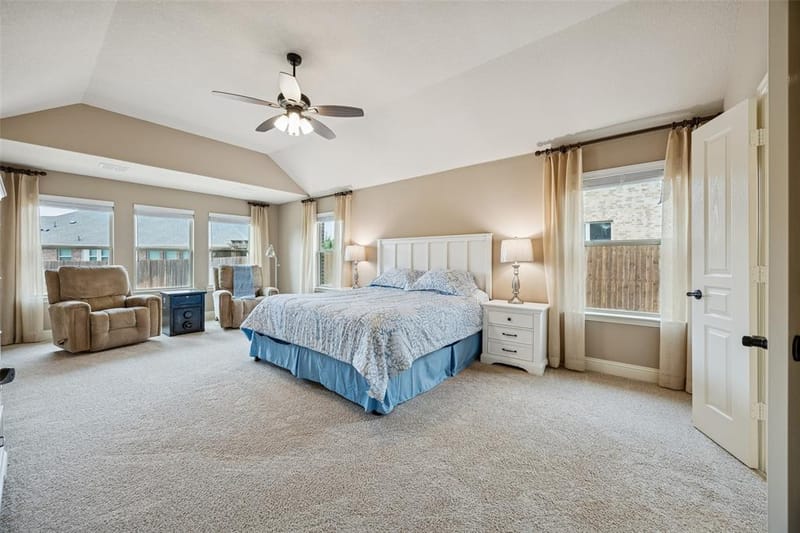 203 Oakcrest Drive, Justin TX 76247 - Photo 12