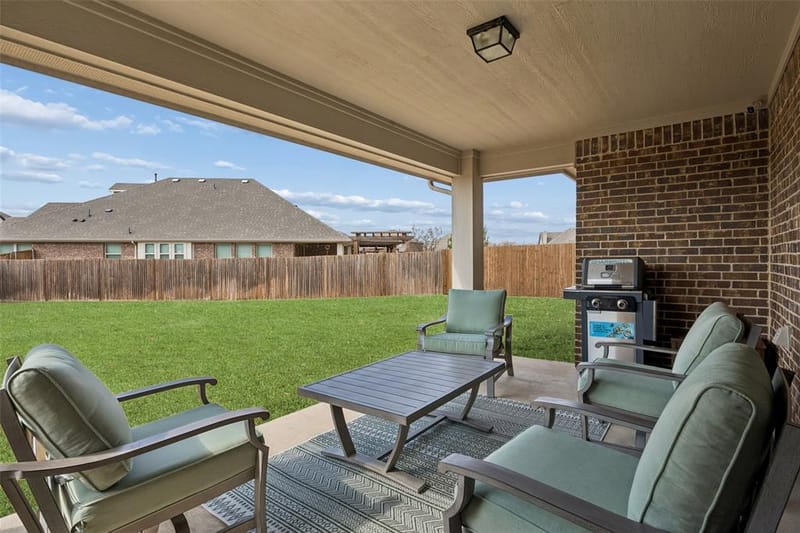 203 Oakcrest Drive, Justin TX 76247 - Photo 32