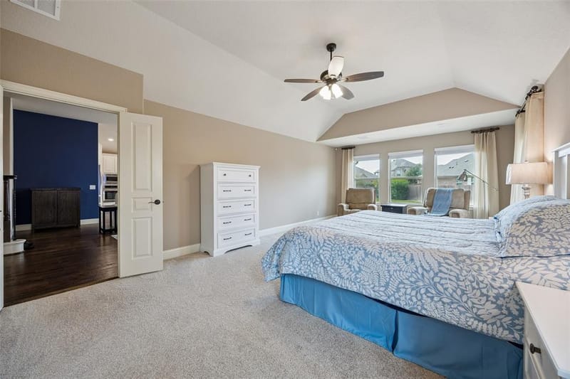 203 Oakcrest Drive, Justin TX 76247 - Photo 14