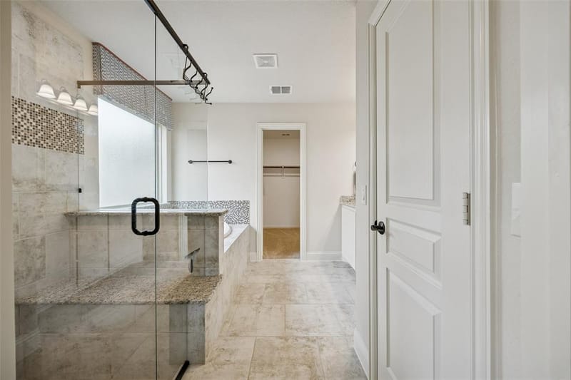 203 Oakcrest Drive, Justin TX 76247 - Photo 15