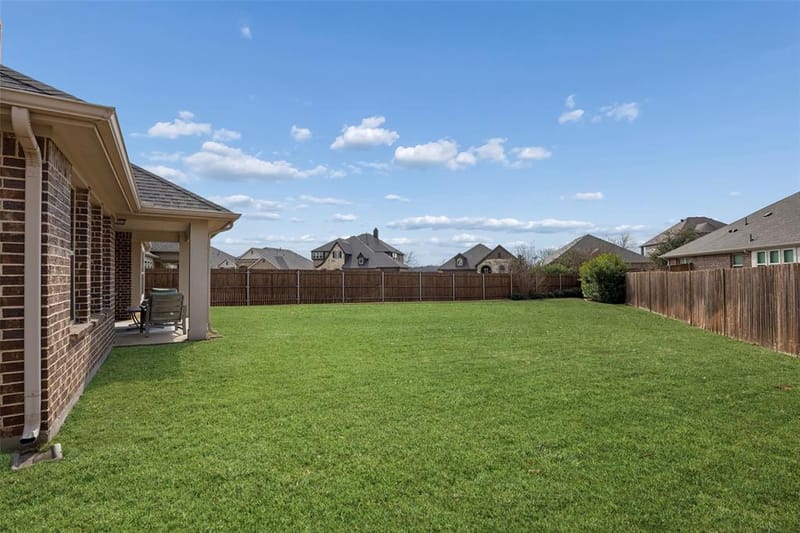 203 Oakcrest Drive, Justin TX 76247 - Photo 35