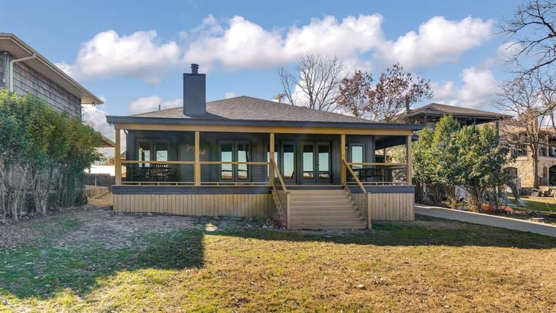 1004 W Lake Drive, Weatherford TX 76087 - Photo 2
