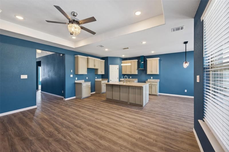601 E Willingham Street, Cleburne TX 76031 - Photo 12