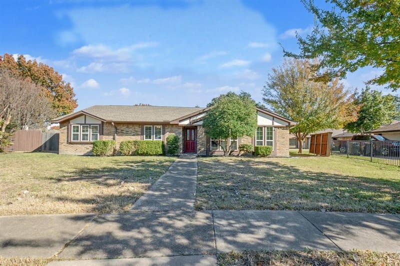 2304 Twilight Circle, Plano TX 75093 - Photo 2