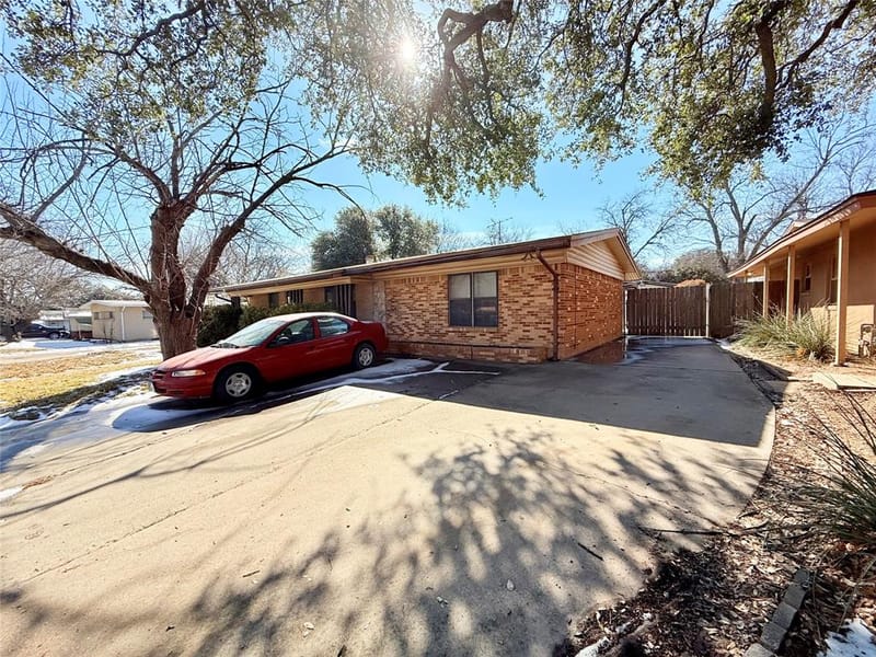 7725 Davenport Avenue, Fort Worth TX 76116 - Photo 3