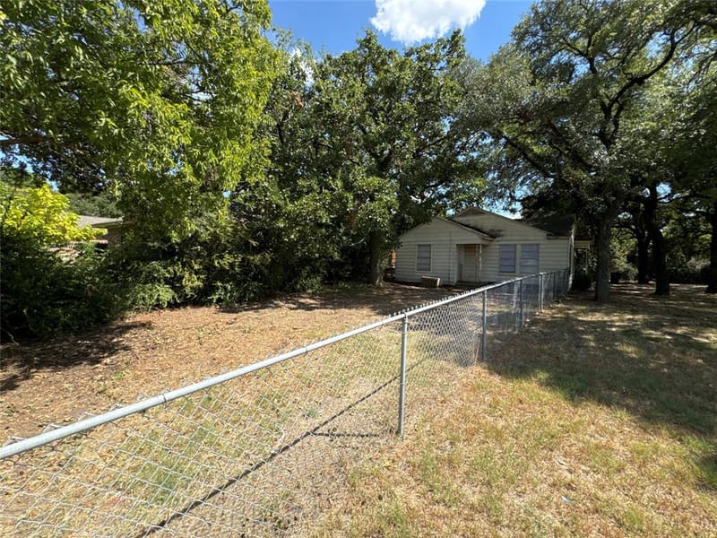 800 Audra Lane, Denton TX 76209 - Photo 7