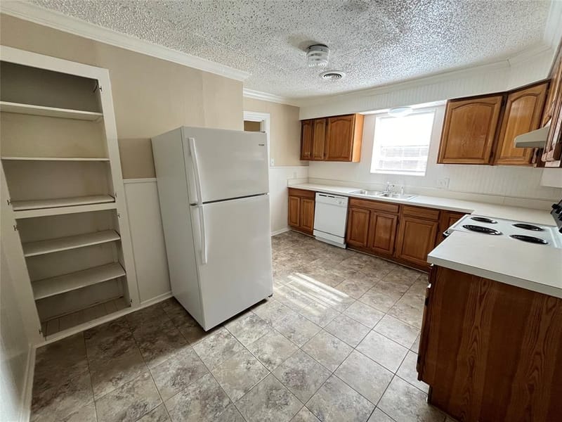 800 Audra Lane, Denton TX 76209 - Photo 24