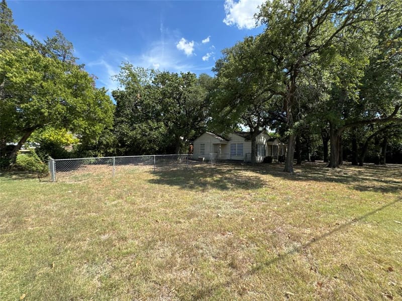 800 Audra Lane, Denton TX 76209 - Photo 8