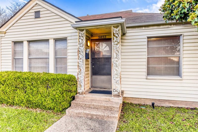 5833 E Mockingbird Lane, Dallas TX 75206 - Photo 3