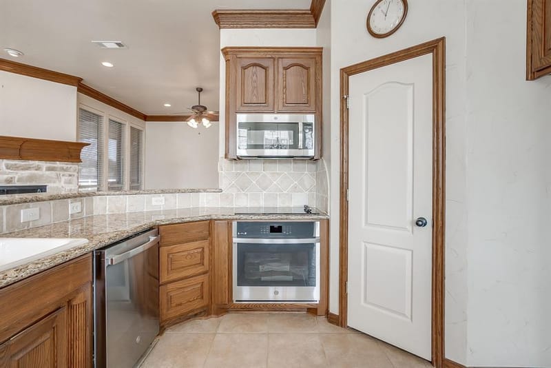 3712 Vista North Drive, Burleson TX 76028 - Photo 12