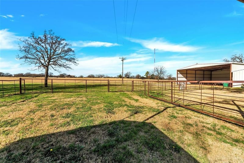 131 County Road 4680, Boyd TX 76023 - Photo 27