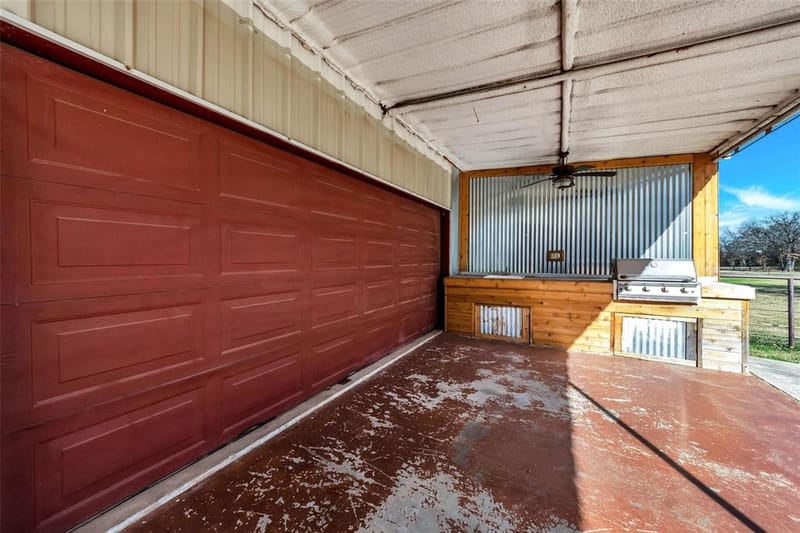 131 County Road 4680, Boyd TX 76023 - Photo 32