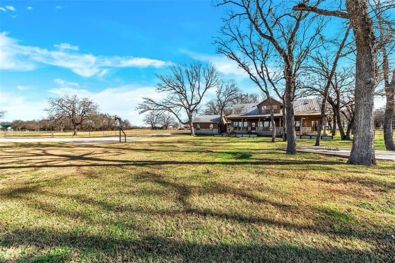 131 County Road 4680, Boyd TX 76023 - Photo 28