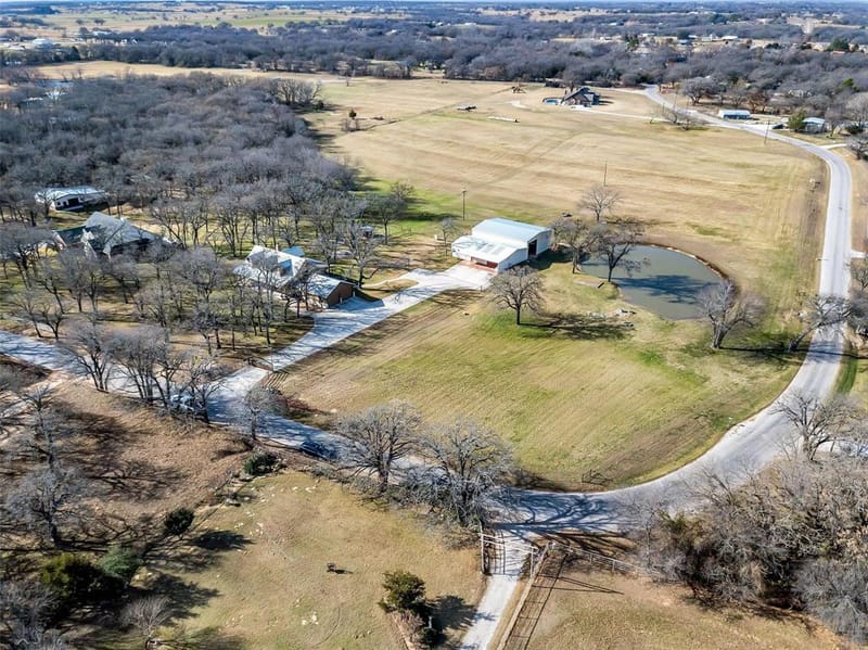 131 County Road 4680, Boyd TX 76023 - Photo 38