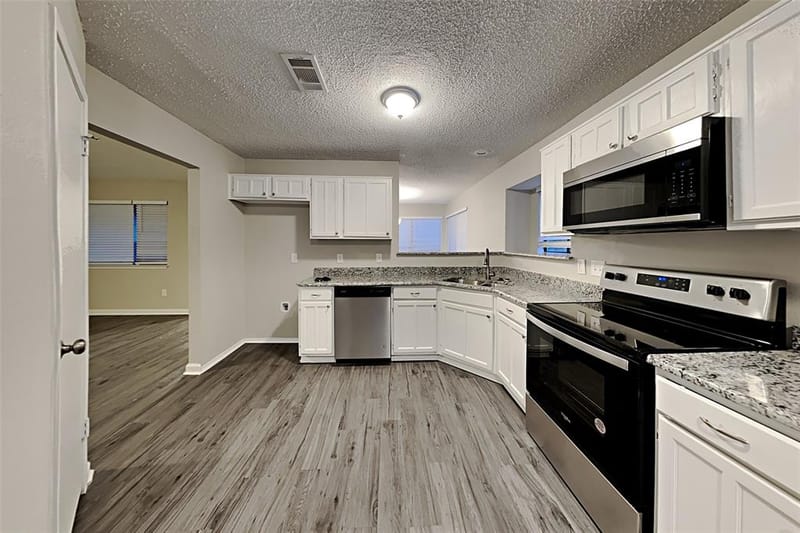 752 Arbor Downs Drive, Plano TX 75023 - Photo 5