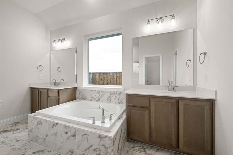 1013 Birkdale Drive, Justin TX 76247 - Photo 12