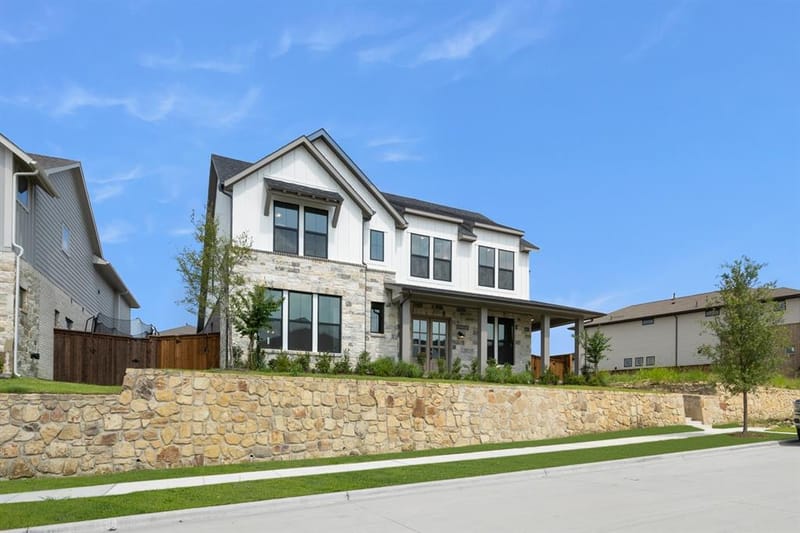 2017 Grey Birch Place, Fort Worth TX 76008 - Photo 2