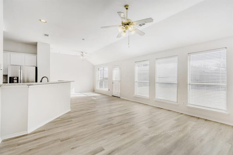 15835 Durango Drive, Frisco TX 75035 - Photo 3
