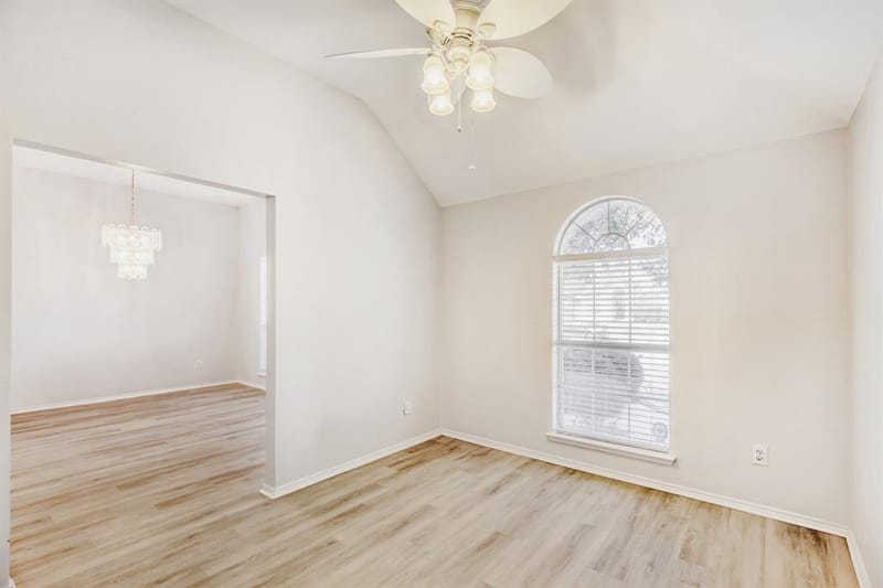 15835 Durango Drive, Frisco TX 75035 - Photo 4