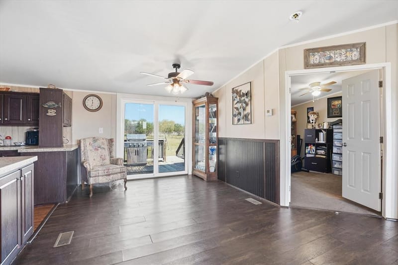 716 Lathem Boulevard, Venus TX 76084 - Photo 7