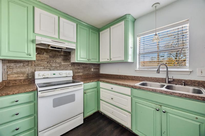 743 Price Drive, Lewisville TX 75067 - Photo 5