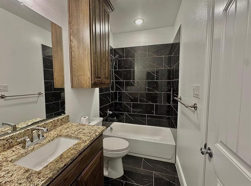 722 Clements Avenue, Van Alstyne TX 75495 - Photo 12