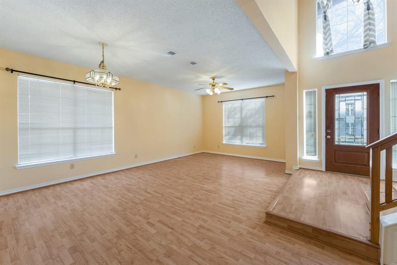 4303 Solitude Court, Arlington TX 76017 - Photo 4