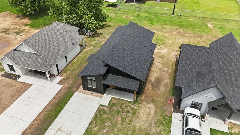 314 W Cobb Street, Bridgeport TX 76426 - Photo 32