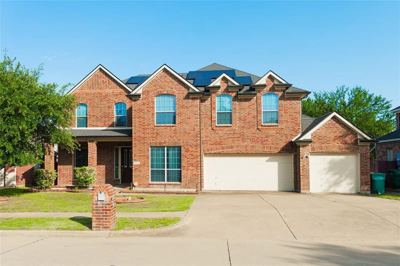 662 OAK CREEK Drive, Cedar Hill TX 75104