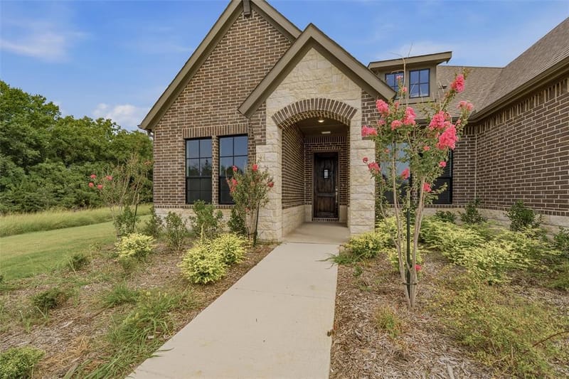 1460 Julian Drive, Van Alstyne TX 75495 - Photo 5