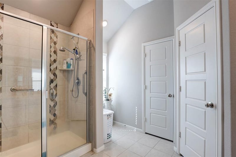 8948 Bronze Meadow Drive, Fort Worth TX 76131 - Photo 17