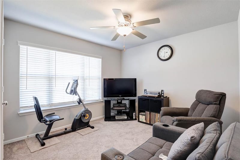 8948 Bronze Meadow Drive, Fort Worth TX 76131 - Photo 11