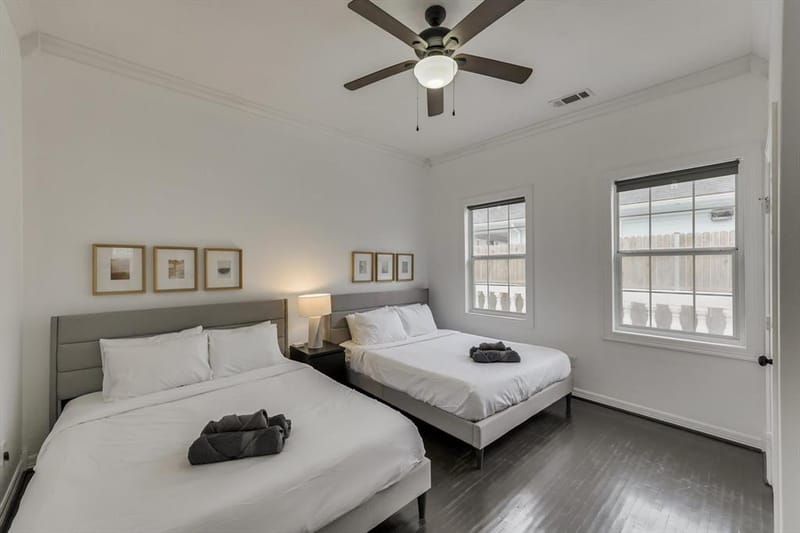 909 Elsbeth Street, Dallas TX 75208 - Photo 23