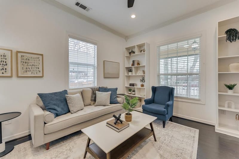 909 Elsbeth Street, Dallas TX 75208 - Photo 6