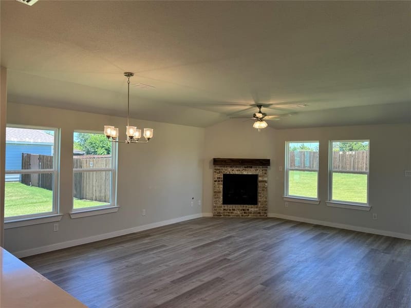 605 Finlee Way, Tioga TX 76271 - Photo 9
