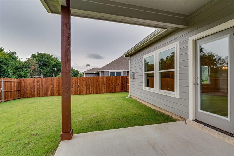 602 Kyle Drive, Tioga TX 76271 - Photo 28