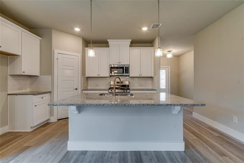 602 Kyle Drive, Tioga TX 76271 - Photo 9