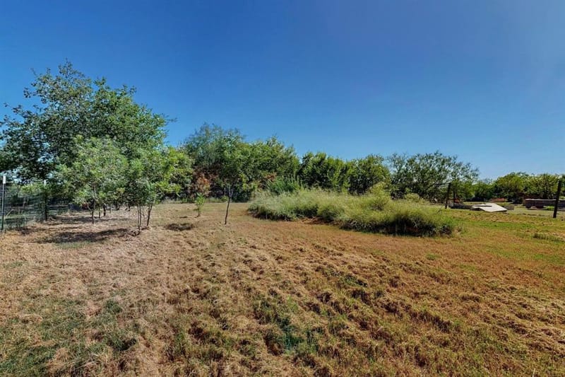 504 Jefferson Street, Hillsboro TX 76645 - Photo 20